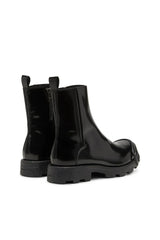 D-Hammer-Leather Chelsea boots with Oval D toe caps