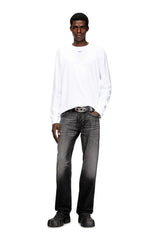 Long-sleeve T-shirt with metal logo