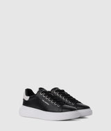Ikon NFT kore sneakers