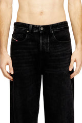 Relaxed Jeans - 2001 D-Macro