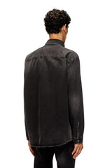 Long-sleeve denim shirt
